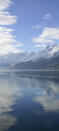 Hardanger is just to the south of Bergen. This is sorfjorden, with sleeping fruit orchards under the glacier